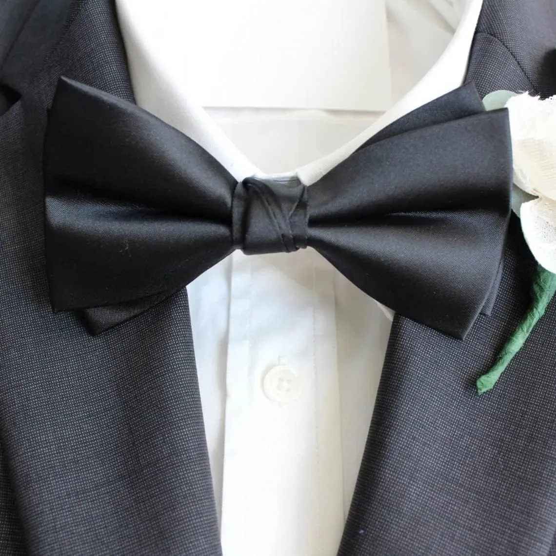Bow Ties for Men, Mens Pre-Tie Bow Tie Satin Silk Adjustable Bow Tie Cufflinks Handkerchief Sets With Gift Box